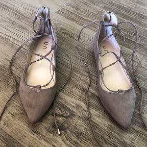 Women Pointy Toe Lace up Flats